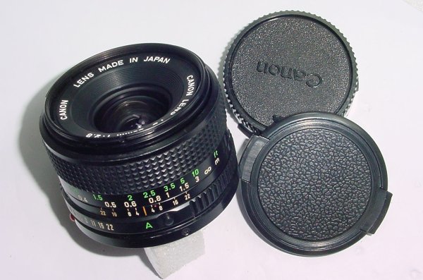 Canon 28mm F/2.8 FD Wide Angle Manual Focus Lens