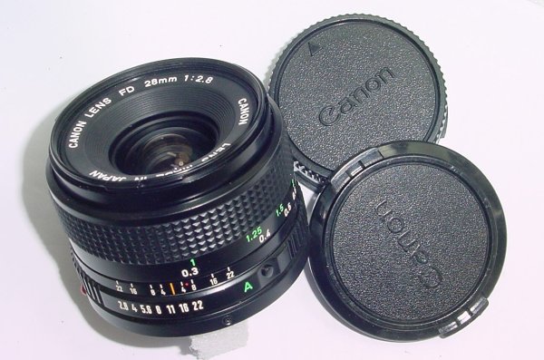 Canon 28mm F/2.8 FD Wide Angle Manual Focus Lens