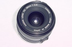 Canon 28mm F/2.8 FD Wide Angle Manual Focus Lens