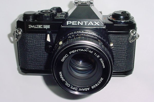 Pentax ME Super 35mm Film manual SLR Camera + Pentax-M 50/1.7 smc Lens in Black