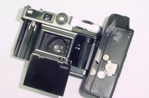 PETRI COLOR 35 D 35mm Film Manual Camera 40mm F/2.8 Lens