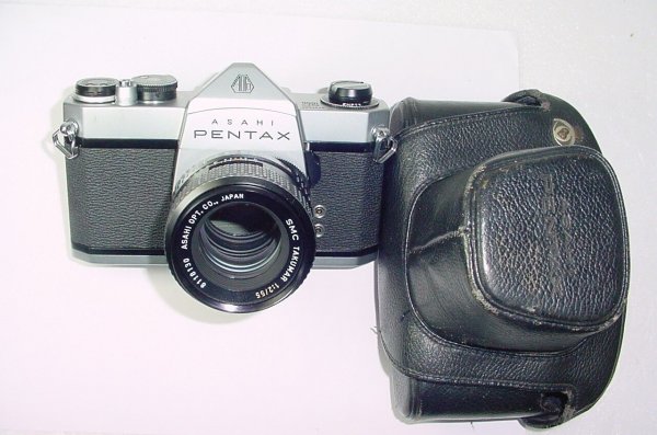 Pentax SPOTMATIC SP 1000 35mm Film SLR Manual Camera with Takumar 55/2 SMC Lens