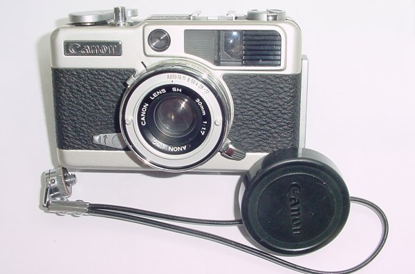 Canon demi EE17 35mm Film Half Frame Compact Manual Camera 30mm F/1.7 Lens