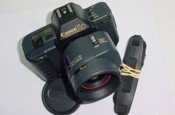 Canon T80 35mm Film SLR Camera with 35-70mm F/3.5-4.5 AC Auto Focus Zoom Lens