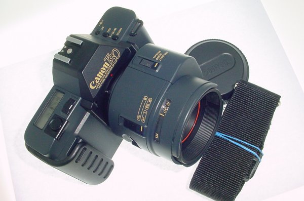 Canon T80 35mm Film SLR Camera with 35-70mm F/3.5-4.5 AC Auto Focus Zoom Lens