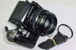 BRONICA ETRS 120 Film SLR Medium Format Camera + ZENZANON 75/2.8 MC Lens + SG