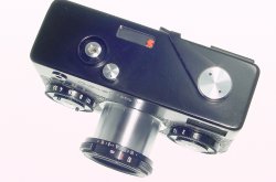 Rollei 35 T 35mm Film Manual Camera with Carl Zeiss Tessar 40mm F/3.5 Lens