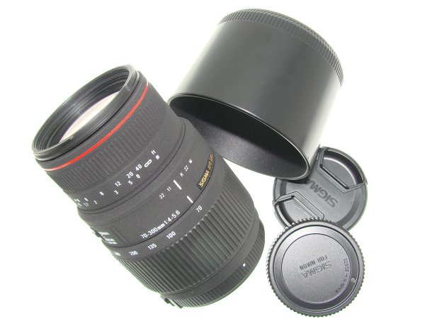 Sigma 70-300mm F/4-5.6 APO DG MACRO Auto Focus Zoom Lens For Nikon AF