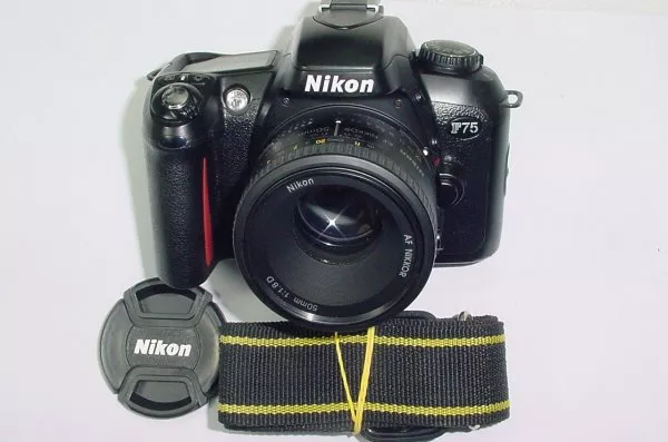 thumbnail image 2 of USED Nikon N75 SLR Auto Focus Camera Body 2 of 10