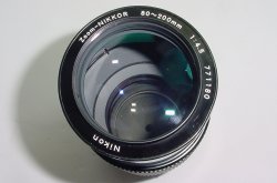 Nikon 80-200mm F/4.5 Zoom-NIKKOR Auto AI Manual Focus Zoom Lens