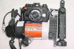 Nikon NIKONOS IV-A Underwater 35mm Film Camera + Nikon 35mm F/2.5 NIKKOR Lens