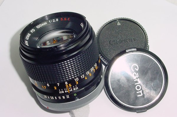 Canon 100mm F/2.8 FD S.S.C. Portrait Manual Focus Lens - Excellent