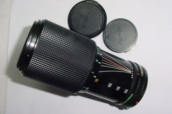 Canon 70-210mm f/4 FD Manual Focus Zoom Lens