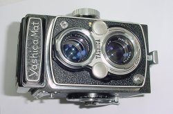 YASHICA-Mat MT TLR 120 Medium Format Film Camera COPAL-MXV 80mm F/3.5 Twin Lens
