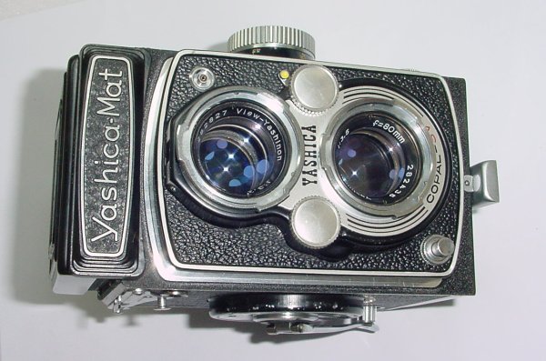 YASHICA-Mat MT TLR 120 Medium Format Film Camera COPAL-MXV 80mm F/3.5 Twin Lens