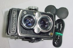 YASHICA-Mat MT TLR 120 Medium Format Film Camera COPAL-MXV 80mm F/3.5 Twin Lens