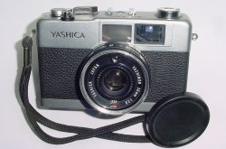 YASHICA 35-ME 35mm Film Compact Camera with 38mm f/2.8 Lens