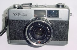 YASHICA 35-ME 35mm Film Compact Camera with 38mm f/2.8 Lens