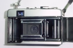 YASHICA 35-ME 35mm Film Compact Camera with 38mm f/2.8 Lens