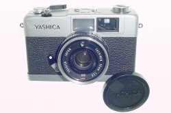 Yashica 35-ME 35mm Film Compact Camera with 38mm f/2.8 Lens