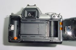 Canon EOS 300V 35mm Film SLR Camera + Canon EF 28-90mm Zoom Lens
