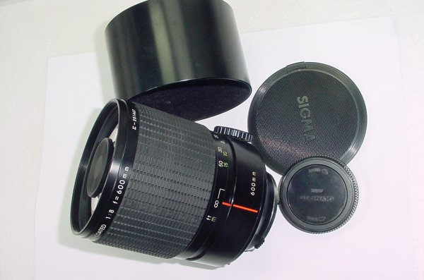 Sigma 600mm F/8 MIRROR TELEPHOTO Multi Coated Manual Focus Lens For Olympus OM