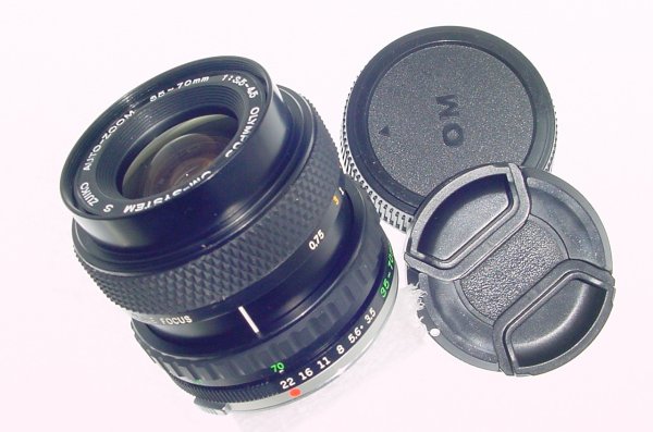 Olympus 35-70mm F/3.5-4.5 Zuiko Auto-Zoom Close Up Manual Focus Lens
