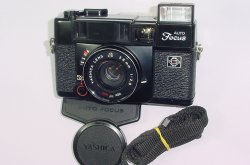 YASHICA auto focus 35mm Film Point and Shoot Camera 38mm F2.8 Lens