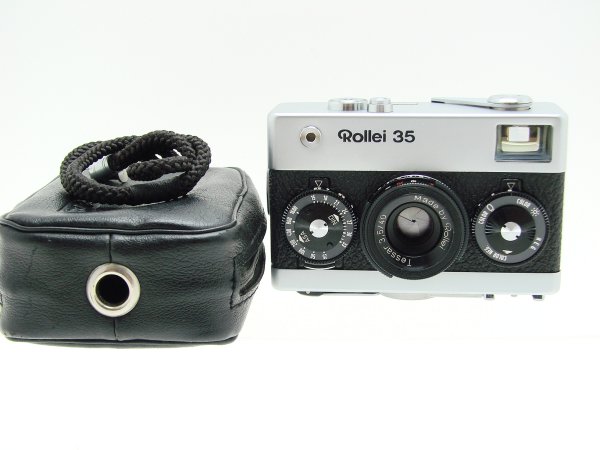 Rollei 35 35mm Film Manual Camera with Tessar 40mm F/3.5 Lens