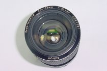 Nikon 35-105mm f3.5-4.5 Zoom-NIKKOR AIs Zoom Manual Focus Lens